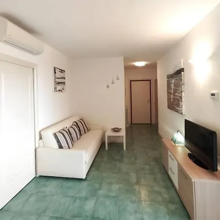 Apartment Vistamare Bluemar - Living The Sea - 120mq
